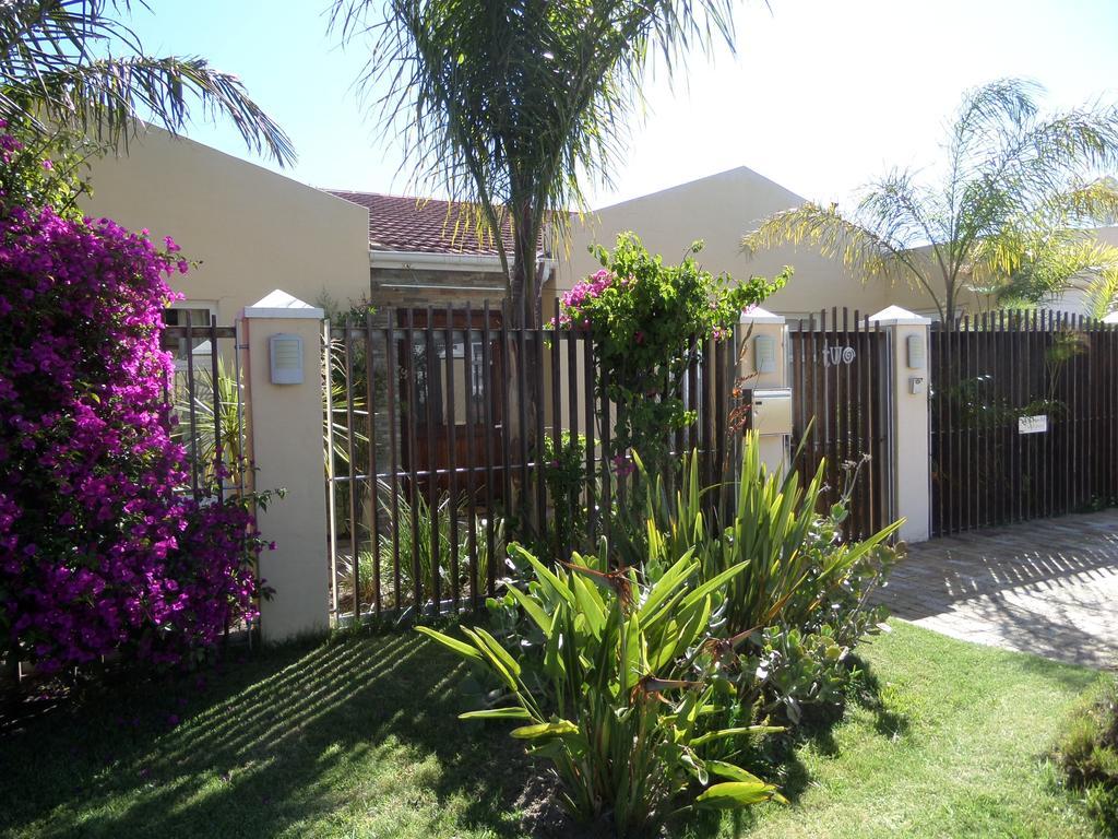 Kasa Nama Hotel Edgemead Eksteriør billede