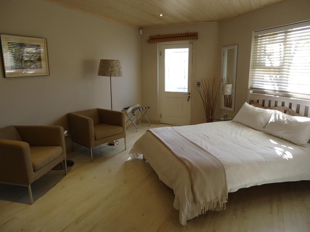 Kasa Nama Hotel Edgemead Værelse billede